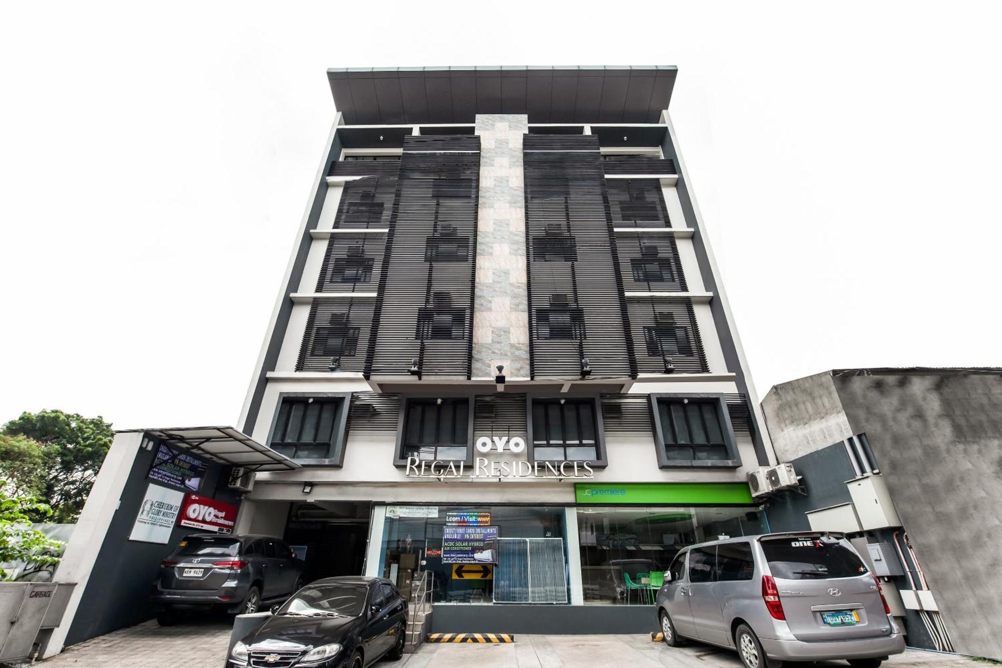 Oyo 136 Regal Residences Quezon City Exterior photo
